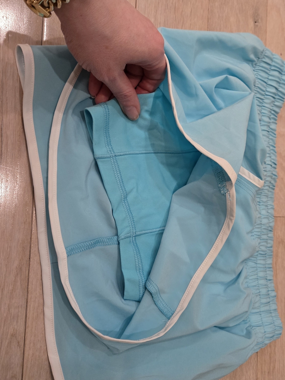 aerie Light Blue Athletic Shorts with White Trim ✨️ Make An Offer ✨️ - Picture 3 of 3